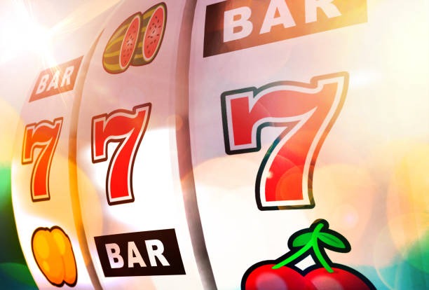 menadototo platform interface showing sportsbook, live casino, and slot game sections